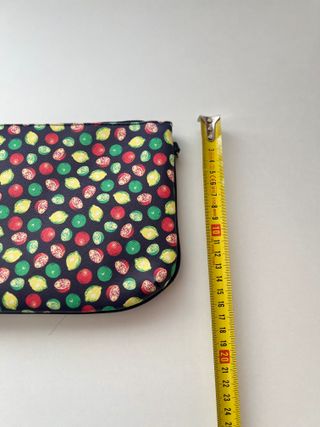 Bolso mini Dolores Promesas estampado frutas