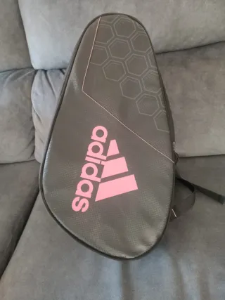 Paletero Adidas Negro y Rosa