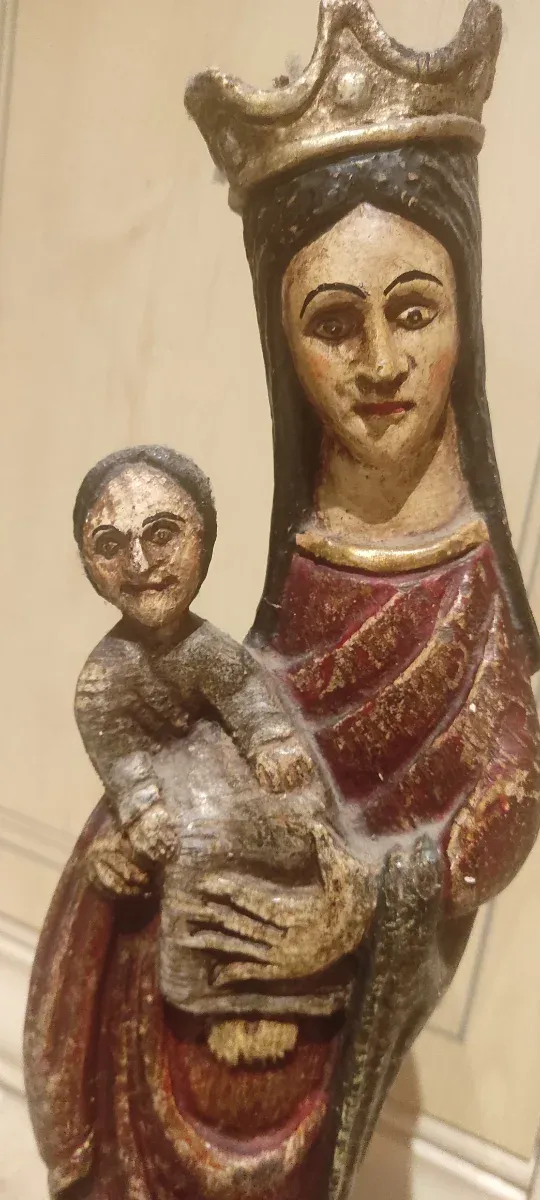 Virgen Moreneta Madera Románico