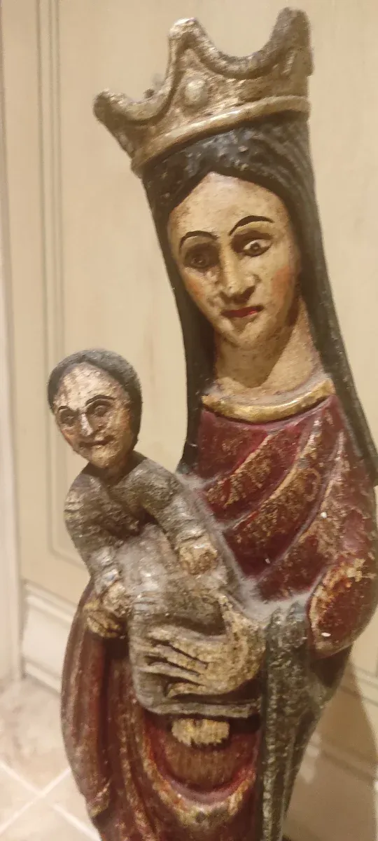 Virgen Moreneta Madera Románico