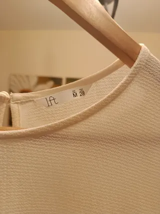 Lote 3 blusas beige y negra