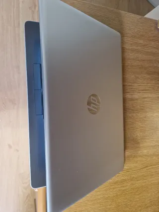 Portátil HP i5 Negro/Plateado