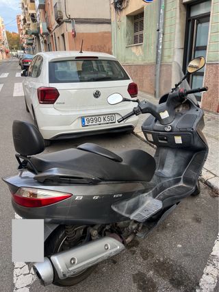 Suzuki Burgman 125cc 35.000km