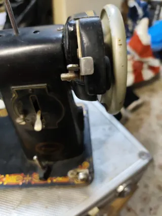 Máquina de coser vintage Hexagon