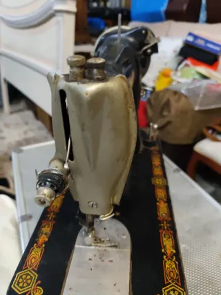 Máquina de coser vintage Hexagon