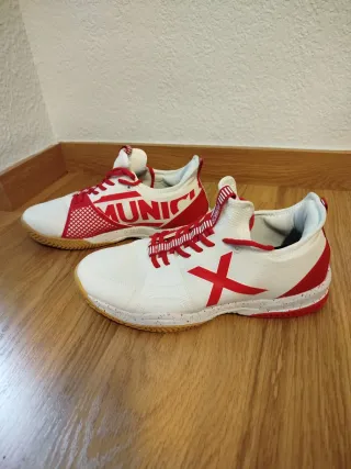 Zapatillas Pádel Munich Talla 45 Nuevas