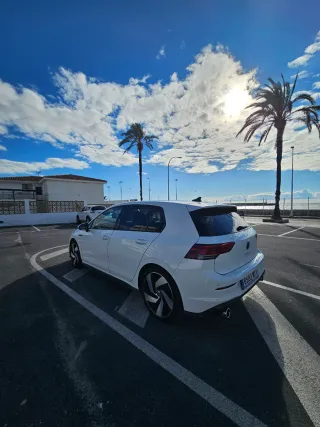 Volkswagen Golf GTI 2.0 TSI DSG 245