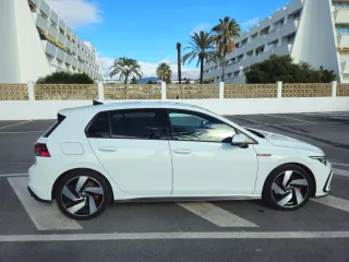 Volkswagen Golf GTI 2.0 TSI DSG 245