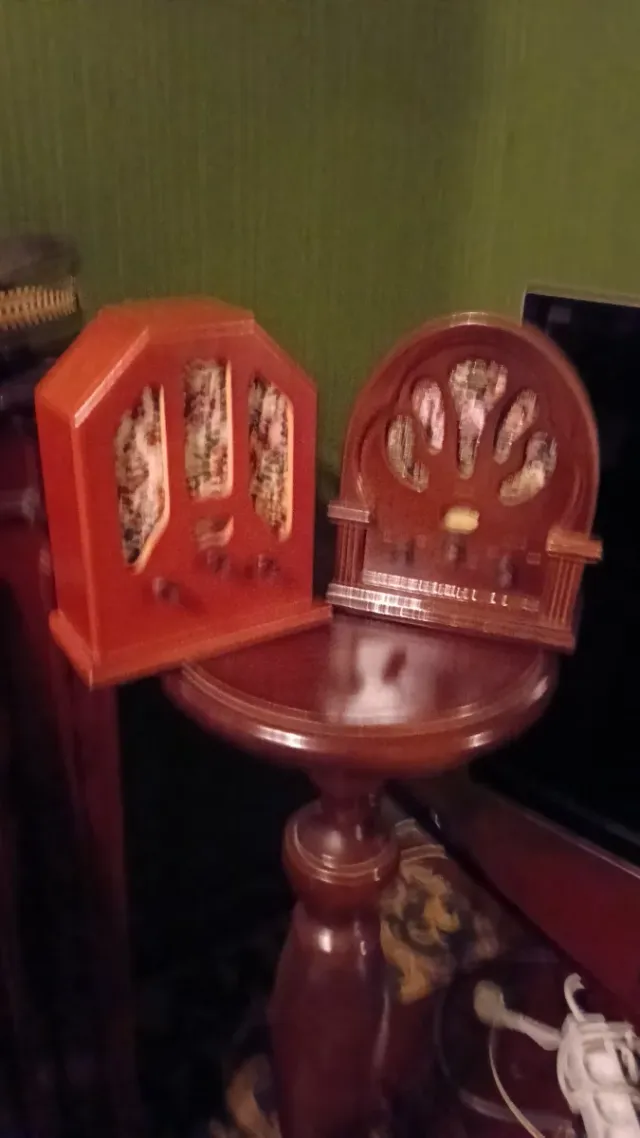 2 Imitaciones Radio Antigua