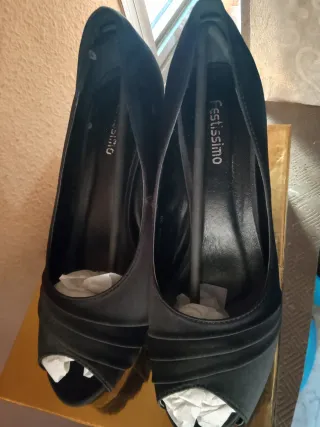Zapatos de fiesta negros