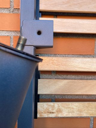 Cama individual con colchón, esta Perfectamente