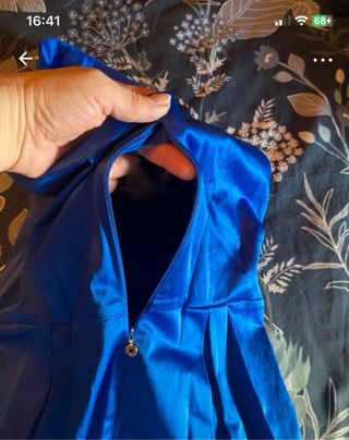 Vestido fiesta corto azul real.poco uso