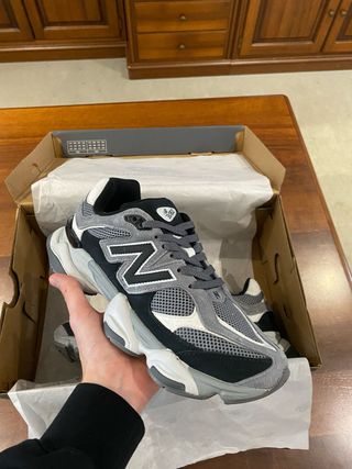 New Balance 9060 Grigio Nero
