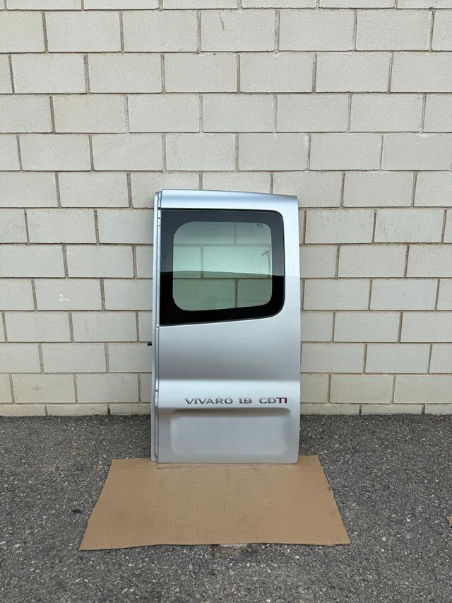 PUERTA TRASERA DERECHA OPRL VIVARO