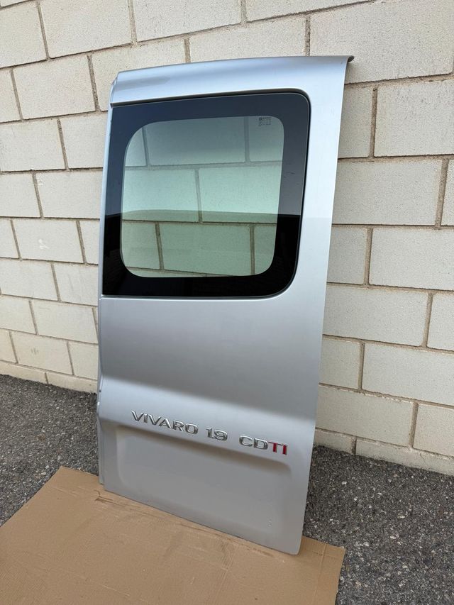PUERTA TRASERA DERECHA OPRL VIVARO