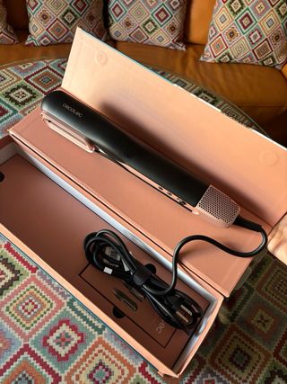 Cecotec Plancha y Secador de Aire 2 en 1 Negro