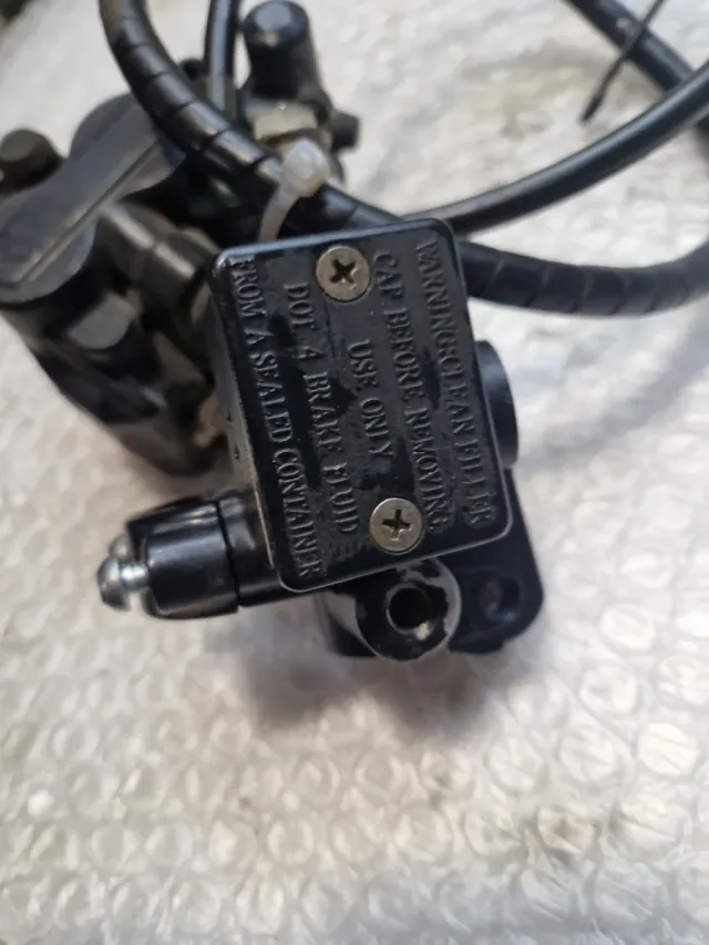 Pinza de Freno Delantero Derbi Variant sport scoot