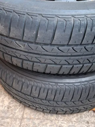 Neumáticos con llanta