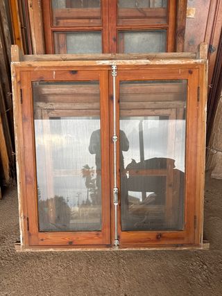 Ventana de madera cristalera