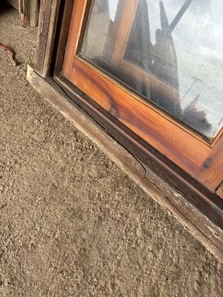 Ventana de madera cristalera