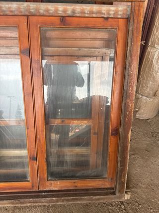 Ventana de madera cristalera