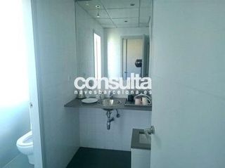 Nave industrial en alquiler en Sant Just Desvern