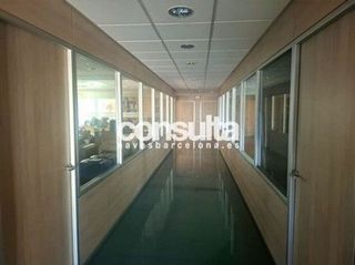 Nave industrial en alquiler en Sant Just Desvern