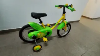 Bici Infantil Dino 14 con ruedines Decathlon