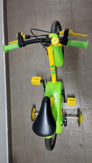 Bici Infantil Dino 14 con ruedines Decathlon