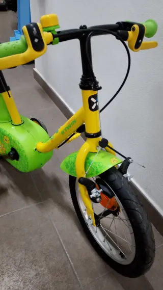 Bici Infantil Dino 14 con ruedines Decathlon