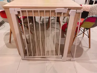 Puerta de seguridad para mascotas