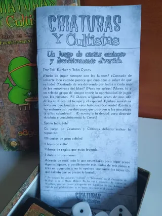 Criaturas y Cultistas Juego de Cartas