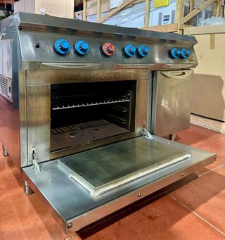 Cocina Industrial 3 Fuegos + Horno HR 2 mano