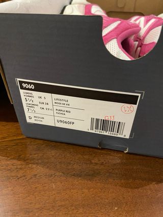 New Balance 9060 Rosa Bianco Donna