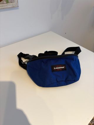 Riñonera Eastpak azul