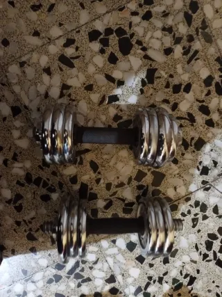 Set di manubri cromati