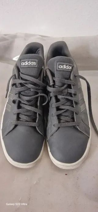 Scarpe Adidas Gran Court n.38 ⅔ Grigie