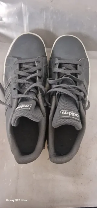 Scarpe Adidas Gran Court n.38 ⅔ Grigie