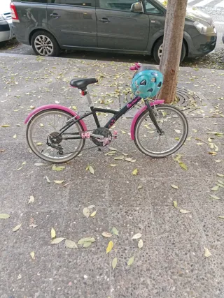 Bicicleta infantil rosa,