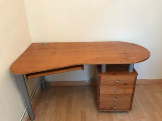 Escritorio PC Madera y Metal