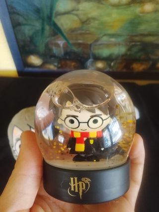 Lote Harry Potter: Peluche, Figura y Moneda
