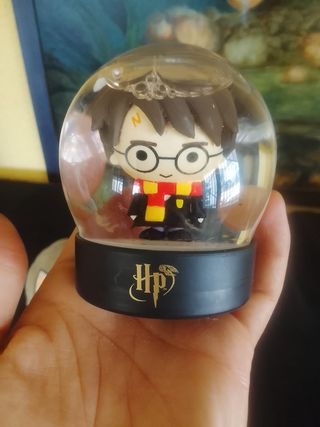 Lote Harry Potter: Peluche, Figura y Moneda