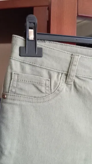 Pantalón vaquero hombre verde talla 42