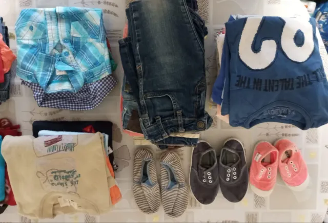 Consegna di abbigliamento per bambini, taglie 72-110 cm