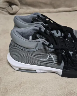 Zapatillas Nike lebron witness  VIII