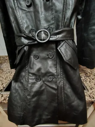 Gabardina Piel Bershka Negra