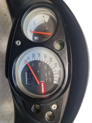 Cuadro relojes Derbi Variant sport