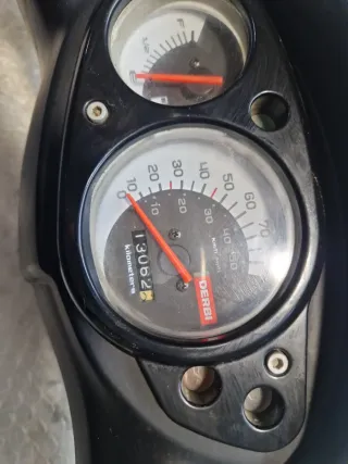 Cuadro relojes Derbi Variant sport