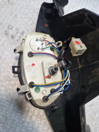 Cuadro relojes Derbi Variant sport