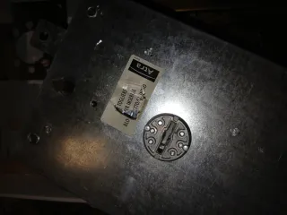 Cerradura Puerta Blindada + Manillas Doradas